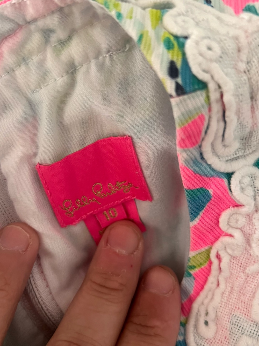 Lilly Pulitzer Sleeveless Floral Shift Dress Size 10 Pink Green Pockets - Picture 2 of 2